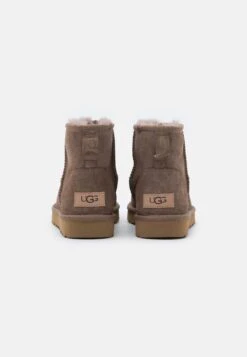 Ugg Classic Mini - Botines - Caribou 9 Ugg Classic Mini - Botines - Caribou -Ugg 057e19e4387449bdb4cf9b9d66cb6544