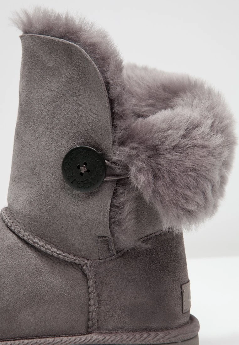 Ugg Bailey Button Ii - Botines - Grey 7 Ugg Bailey Button Ii - Botines - Grey - Imagen 7