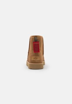 Ugg Classic Mini Logo Zip - Botines - Chestnut -Ugg 32018fa881d0416b9ff8c56586cf1ca5