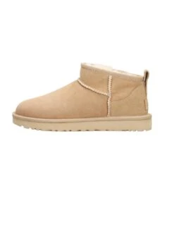 Ugg Classic Ultra Mini - Botines Bajos - Sand