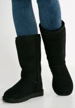 Ugg Classic Ii - Botas - Black