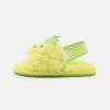Ugg Fluff Yeah Pineapple Stuffie Unisex - Sandalias - Pineapple