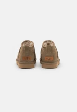 Ugg Botines Bajos - Marrone 12 Ugg Botines Bajos - Marrone -Ugg 55d033a2145a4c5d840dfd15f0ca981f