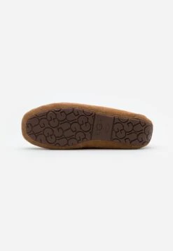 Ugg Dakota - Pantuflas - Chestnut 14 Ugg Dakota - Pantuflas - Chestnut -Ugg 5b2aac8758894e7a8fd31e8b8d02e9a8