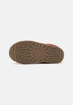 Ugg Tazz Unisex - Pantuflas - Chestnut -Ugg 69785edec8fa427c96f3c015d7a78899