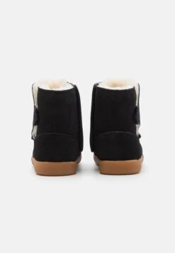Ugg Keelan Unisex - Botines - Black 8 Ugg Keelan Unisex - Botines - Black -Ugg 79668a4e31bb46b282a2d66b3666240a