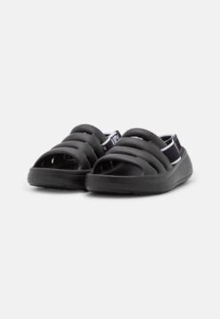 Ugg Sport Yeah - Sandalias - Black 8 Ugg Sport Yeah - Sandalias - Black -Ugg 802067b596dc4fb198763051d1c31a99