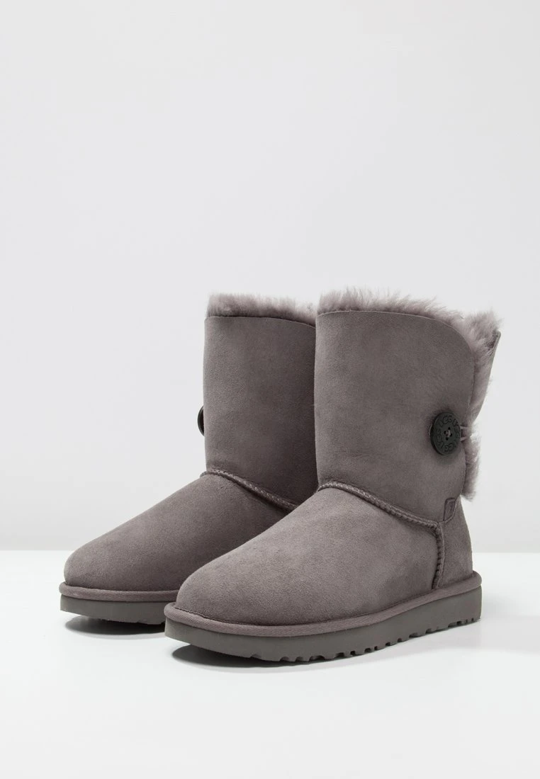 Ugg Bailey Button Ii - Botines - Grey 4 Ugg Bailey Button Ii - Botines - Grey - Imagen 4
