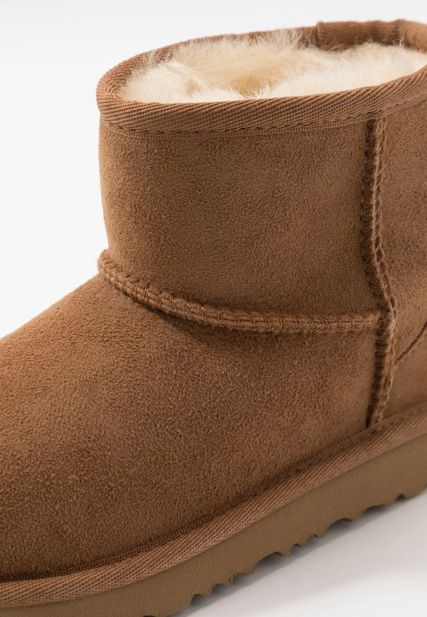 Ugg Classic Mini Ii Unisex - Botines - Chestnut 4 Ugg Classic Mini Ii Unisex - Botines - Chestnut - Imagen 4