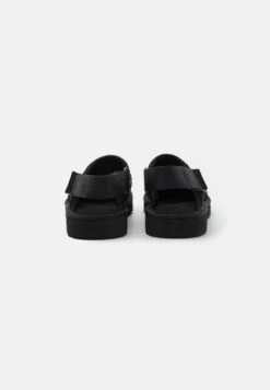 Ugg Goldencoast Clog - Sandalias Planas - Black 8 Ugg Goldencoast Clog - Sandalias Planas - Black -Ugg 9593c1fd0c524f5cbb508fe261ba75f9