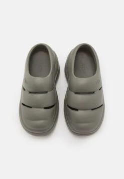 Ugg Sport Yeah- Mocasines - Moss Green 11 Ugg Sport Yeah- Mocasines - Moss Green -Ugg 971a547fc2e04f2085eee403b4581627