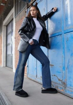 Ugg Tazz - Pantuflas - Nero