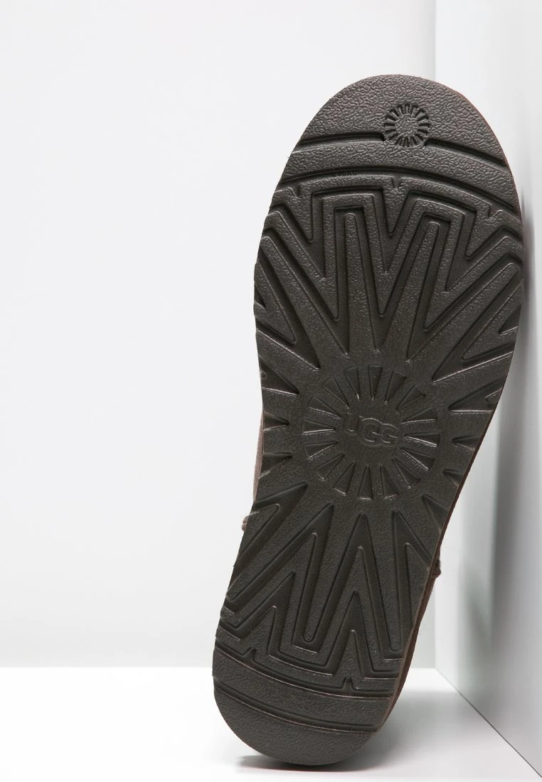 Ugg Classic Mini - Botines - Chocolate 5 Ugg Classic Mini - Botines - Chocolate - Imagen 5