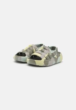 Ugg Sport Yeah Camopop - Sandalias - Moss Green -Ugg a62d21f623ed4ff7b760b41976672ff9