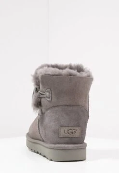 Ugg Mini Bailey Button - Botines Bajos - Grey 9 Ugg Mini Bailey Button - Botines Bajos - Grey -Ugg b8e06829630c4bc4b5c8298b93e83cf1