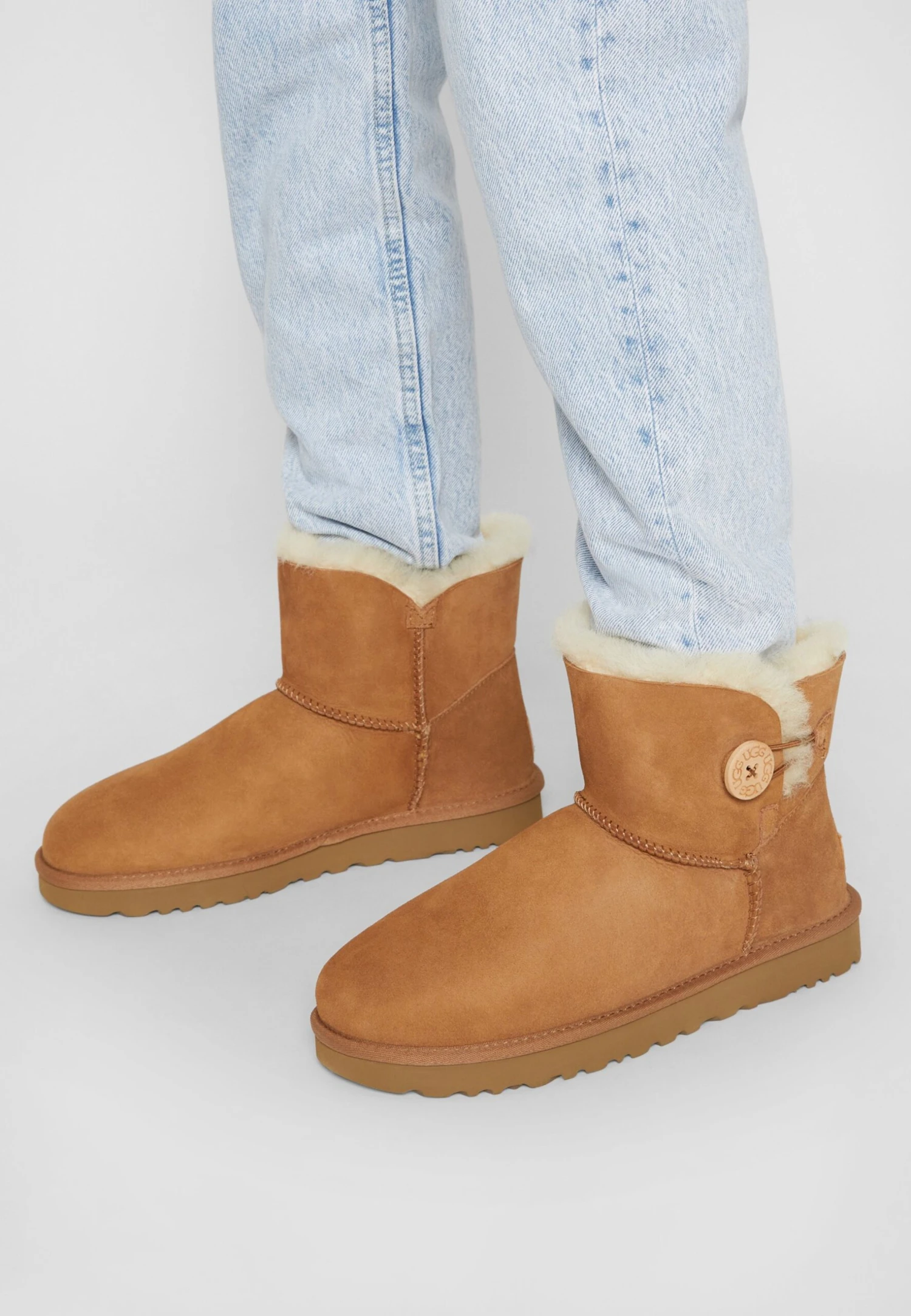 Ugg Mini Bailey Button - Botines Bajos - Chestnut 1 Ugg Mini Bailey Button - Botines Bajos - Chestnut
