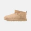 Ugg Classic Ultra Mini Unisex - Botines - Driftwood