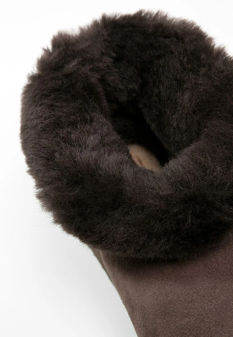 Ugg Classic Mini - Botines - Chocolate 6 Ugg Classic Mini - Botines - Chocolate - Imagen 6